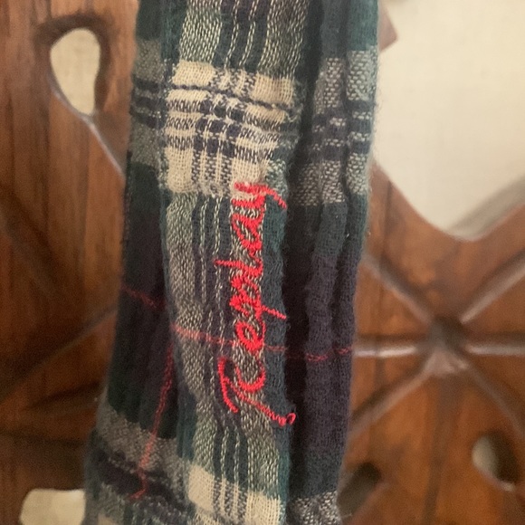 Replay Flannel - Picture 4 of 11